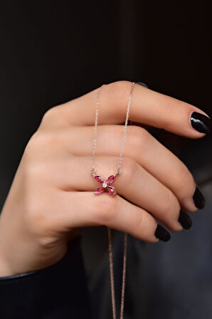 925 Ayar Gümüş Rose Kaplama Fuşya Zirkon Taşlı Plumeria Kolye