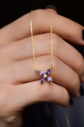 925 Ayar Gümüş Gold Kaplama Mor Zirkon Taşlı Plumeria Kolye