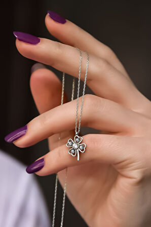 925 Ayar Gümüş Rodyum Kaplama Dorika Toplu Yonca Kolye