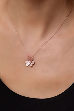 925 Ayar Gümüş Rose Kaplama Zirkon Taşlı Frezya Çiçeği Kolye