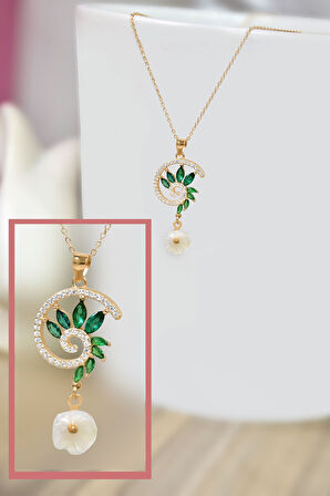 925 Ayar Gümüş Gold Kaplama Yeşim Taşı Tasarım Sedef Manolya Çiçeği Kolye