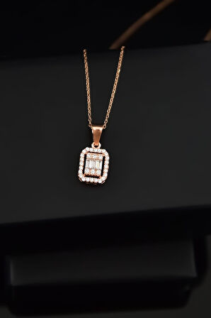 925 Ayar Gümüş Rose Kaplama Zirkon Baget Kare Taşlı Kolye