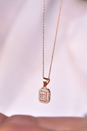 925 Ayar Gümüş Rose Kaplama Zirkon Baget Kare Taşlı Kolye