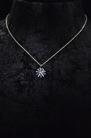 925 Ayar Gümüş Rodyum Kaplama Lacivert Zirkon Taşlı Dönen Güneş Kolye