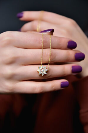 925 Ayar Gümüş Gold Kaplama Zirkon Taşlı Montür Incili Güneş Kolye