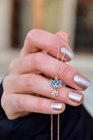 925 Ayar Gümüş Rose Kaplama Parlayan Rüya Serisi Tasarım Ebruli Cam Boyalı Lotus Kolye