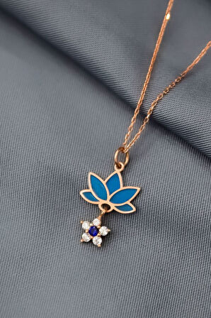 925 Ayar Gümüş Rose Kaplama Parlayan Rüya Serisi Tasarım Ebruli Mavi Cam Boyalı Çiçek, Lotus Kolye
