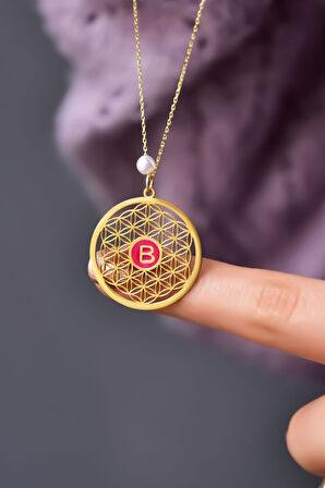 925 Ayar Gümüş Gold Kaplama Incili Parlayan Rüya Serisi Harfli Yaşam Çiçeği Kolye