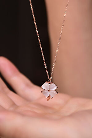 925 Ayar Gümüş Rose Kaplama Sedef Yonca Kolye