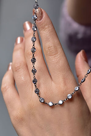 925 Ayar Gümüş Siyah Rodyum Sıralı Zirkon Taşlı Kolye