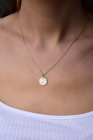 925 Ayar Gümüş Gold Kaplama 0,01 Karat Pırlanta Beyaz Mineli Gerbera Çiçeği Kolye