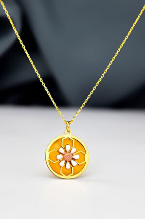 925 Ayar Gümüş Gold Kaplama Rüya Serisi Cam Boyalı Aralıklı Mineli Papatya Kolye
