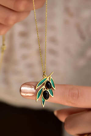 925 Ayar Gümüş Gold Kaplama Özel Tasarım Siyah Taşlı Zeytin Dalı Kolye