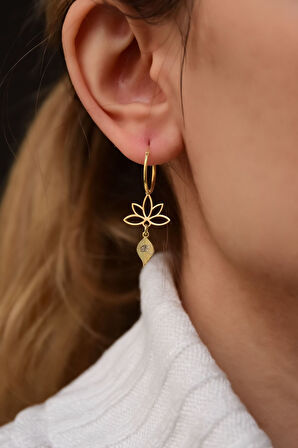 925 Ayar Gümüş Gold Kaplama Harfli Yaprak Lotus Halka Küpe