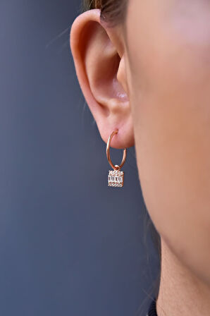 925 Ayar Gümüş Rose Kaplama Baget Taşlı Square Halka Küpe