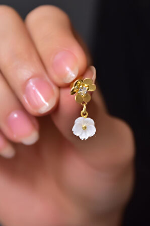 925 Ayar Gümüş Hediyeli Gold Kaplama Frezya Ve Sedef Manolya Çiçeği Küpe