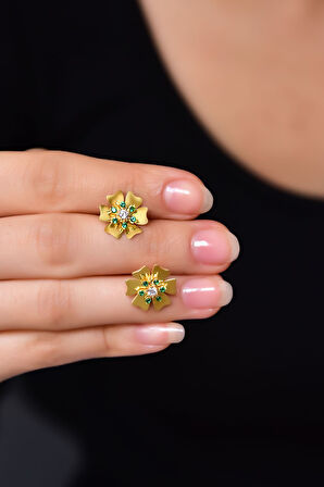 925 Ayar Gümüş Gold Kaplama Zirkon Taşlı Yeşil Tohumlu Linum Çiçeği Küpe