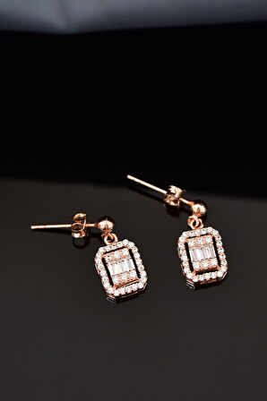 925 Ayar Gümüş Rose Kaplama Zirkon Kare Baget Taşlı Çivili Küpe