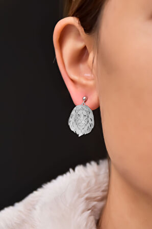 925 Ayar Gümüş Plaka Aslan Çivili Küpe