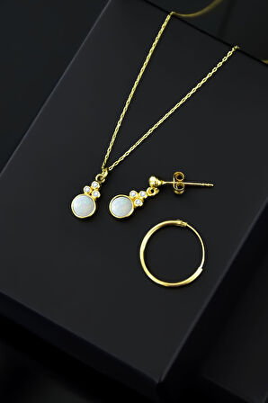 925 Ayar Gümüş Gold Kaplama Beyaz Opal Yuvarlak Kolye Çivili Ve Halka Küpe Set