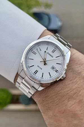 Casio CSISTE48 Kadranı Beyaz Kordonu Gümüş Renk Hediye Paketli Erkek Kol Saati