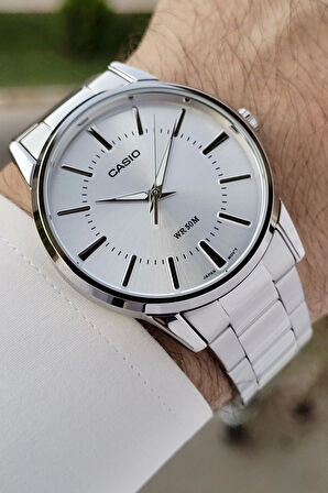 Casio CSISTE101 Gümüş Renk Hediye Paketli Erkek Kol Saati