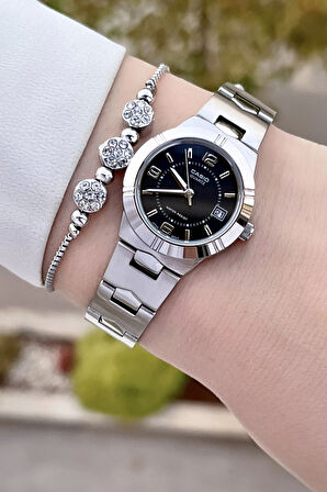 Casio CSISTE89 Kadranı Siyah Kordonu Gümüş Renk Hediye Paketli Kadın Kol Saati