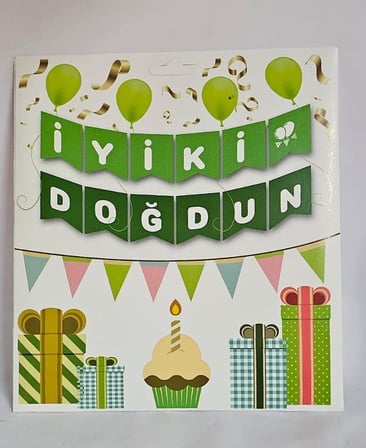 Özel Üretim Kutlama Dekor Parti Süsü İYİ Kİ DOĞDUN YEŞİL BEYAZ MAKARON BANNER