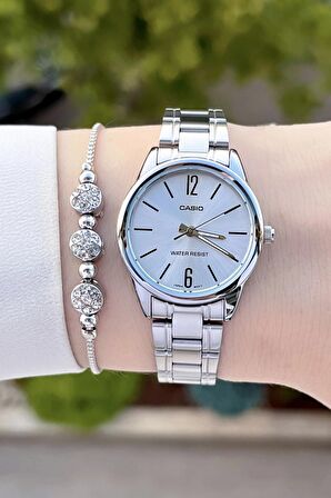 Casio CSISTE67 Gümüş Renk Hediye Paketli Kadın Kol Saati ve Bileklik
