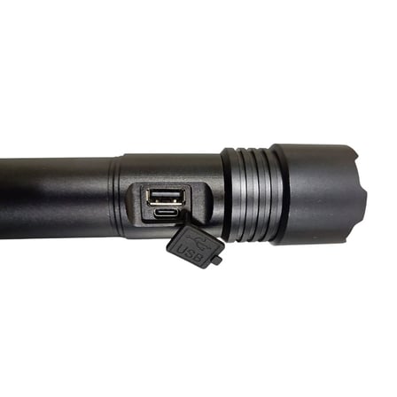 1300 Lümen TG Led 2800 mAH Zoom Özellikli Şarj Edilebilir El Feneri SK3600