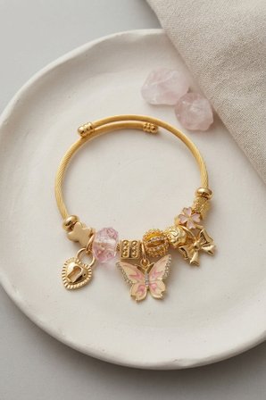 Pembe Kelebek Charmlı Bileklik TJ-BB8734