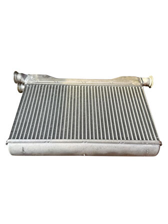 KALORİFER RADYATÖRÜ/BMW F06-F07-F10-F11-F18-F12-F13-F01-F02(10-17)/ 64119163330