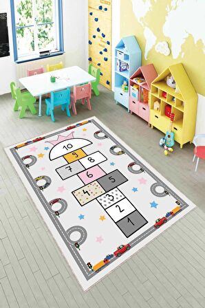 Çok Renkli Kaymaz Tabanlı Seksekli Çocuk Halısı AR1110