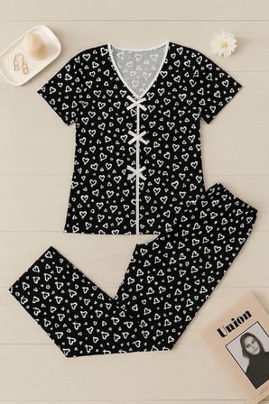Vitaliselanfashion Kadın Siyah Beyaz Kalp Desenli Fiyonklu Kısa Kollu Pijama Takımı