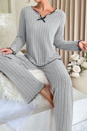 Vitaliselanfashion Kadın Gri Çizgili Uzun Kollu Fiyonk Detaylı Pijama Takımı Rahat Mevsimlik