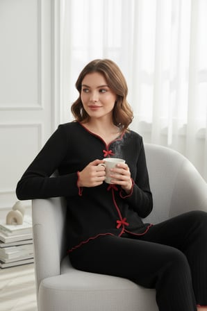Vitaliselanfashion Premium Kadın 4’lü Fitilli Set – Siyah Kırmızı Biyeli (Pijama Üst, Pantolon, Bikini Takımı)