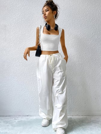 Vitaliselanfashion Kadın Beyaz Kare Yaka Kalınlaşan Omuz Detaylı Crop Top Bluz