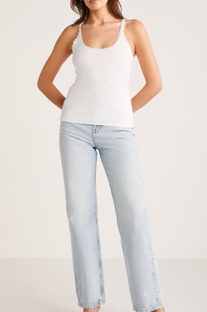 Vitaliselanfashion Kadın Beyaz Normal Kalıp Dantel Detalı Ince Askılı Oyuk Yaka Atlet