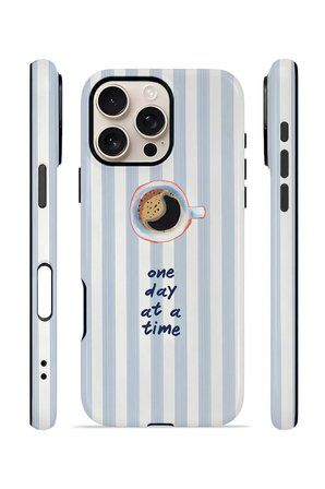 iPhone 16 Pro Max Valestra Çift Katmanlı Kılıf Kelvora