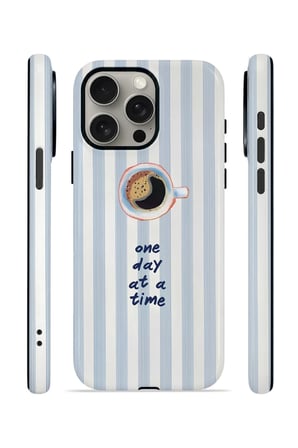iPhone 15 Pro Valestra Çift Katmanlı MagSafe Kılıf Kelvora