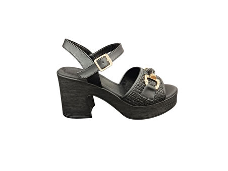 Ventes 11125221Z Bantlı 8 cm Kalın Topuklu Taş Toka Detaylı Günlük Kadın Hasır Sandalet