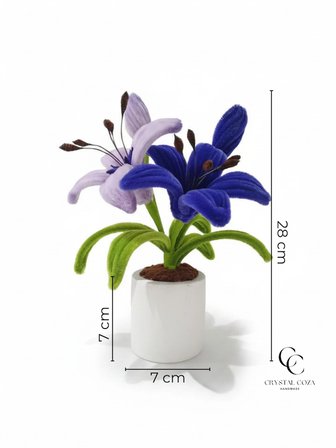 El Yapımı Şönil Lilyum Çiçeği Mor Lacivert | Taş Tozu Saksılı Premium Dekoratif Çiçek | 28 CM Masa Dekoru