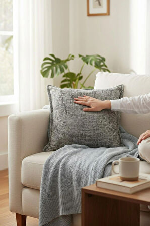   Kırlent İthal Kadife Kumaş - 45X45cm Yumuşak Dokulu Dekoratif Özel Tasarım Kırlent Kılıfı - S04