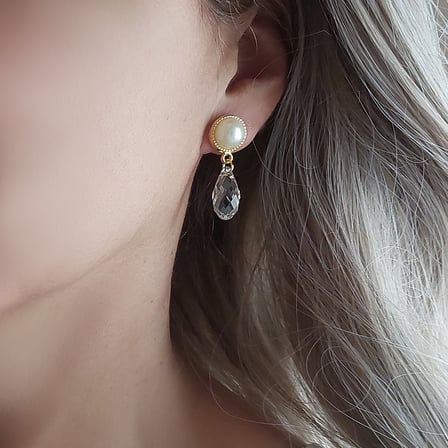 14k Altın Kaplama Kristal Taşlı İnci Küpe