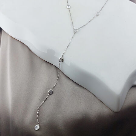 925 Ayar Gümüş Sallantılı Taşlı Choker Kolye