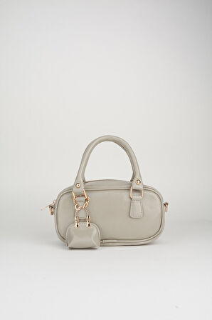 Kadın Lale Koyu Çağla Charm Detaylı Rugan Deri Fermuar Kapama El Kol Ve Omuz Çantası