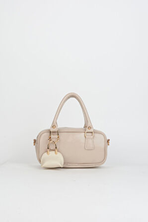 Kadın Lale Vizon Çanta Charm Detaylı Rugan Deri Fermuar Kapama El Kol Ve Omuz Çantası