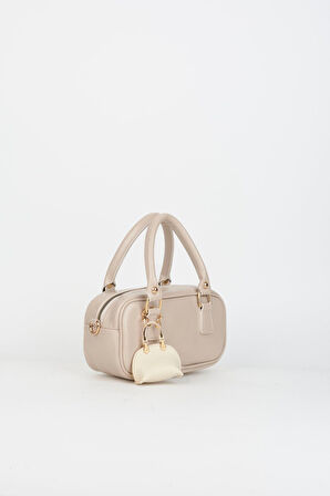 Kadın Lale Vizon Çanta Charm Detaylı Rugan Deri Fermuar Kapama El Kol Ve Omuz Çantası