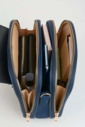 Kadın Yonca Lacivert 4 Cepli Kapaklı Kolon Askılı Fermuar ve Çıt Çıt Kapama El Kol Ve Omuz Çantası