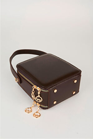 Kadın Hazer Acı Kahve 3 Bölmeli Astarlı Suni Deri Ayarlanabilir Askılı Fermuar Kapama El Ve Omuz Çantası